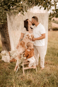 Familienshooting mit Hund Dresden, Fotoshooting Dresden, Fotograf Dresden, Familienfotoshooting Dresden