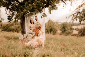 Familienshooting mit Hund Dresden, Fotoshooting Dresden, Fotograf Dresden, Familienfotoshooting Dresden