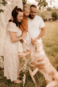 Familienshooting mit Hund Dresden, Fotoshooting Dresden, Fotograf Dresden, Familienfotoshooting Dresden