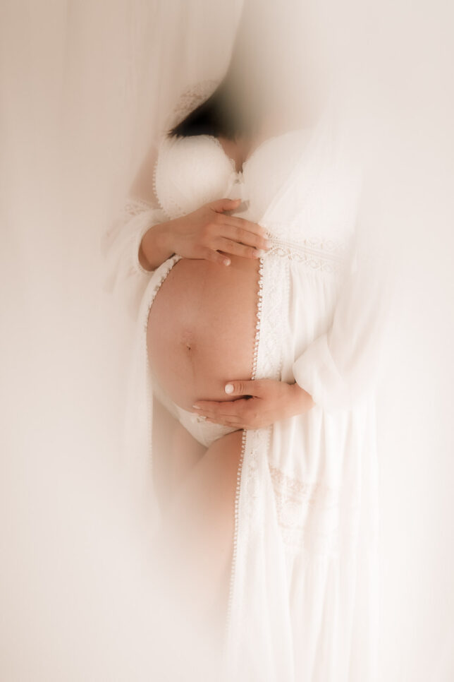Babybauchshooting Dresden, Schwangerschaftsshooting Dresden, Babybauchfotos Dresden, Fotograf Dresden, Fotoshooting Dresden