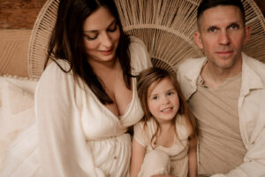 Babybauchshooting Dresden, Schwangerschaftsshooting Dresden, Babybauchfotos Dresden, Fotograf Dresden