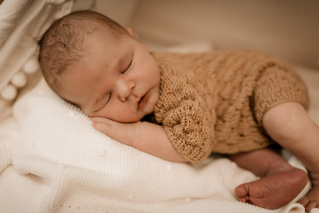 Newbornfotos Dresden, Neugeborenenfotos Dresden, Newbornfotografie Dresden, Babyfotograf Dresden, Fotoshooting Dresden, Newbornshooting Dresden, Fotograf Dresden