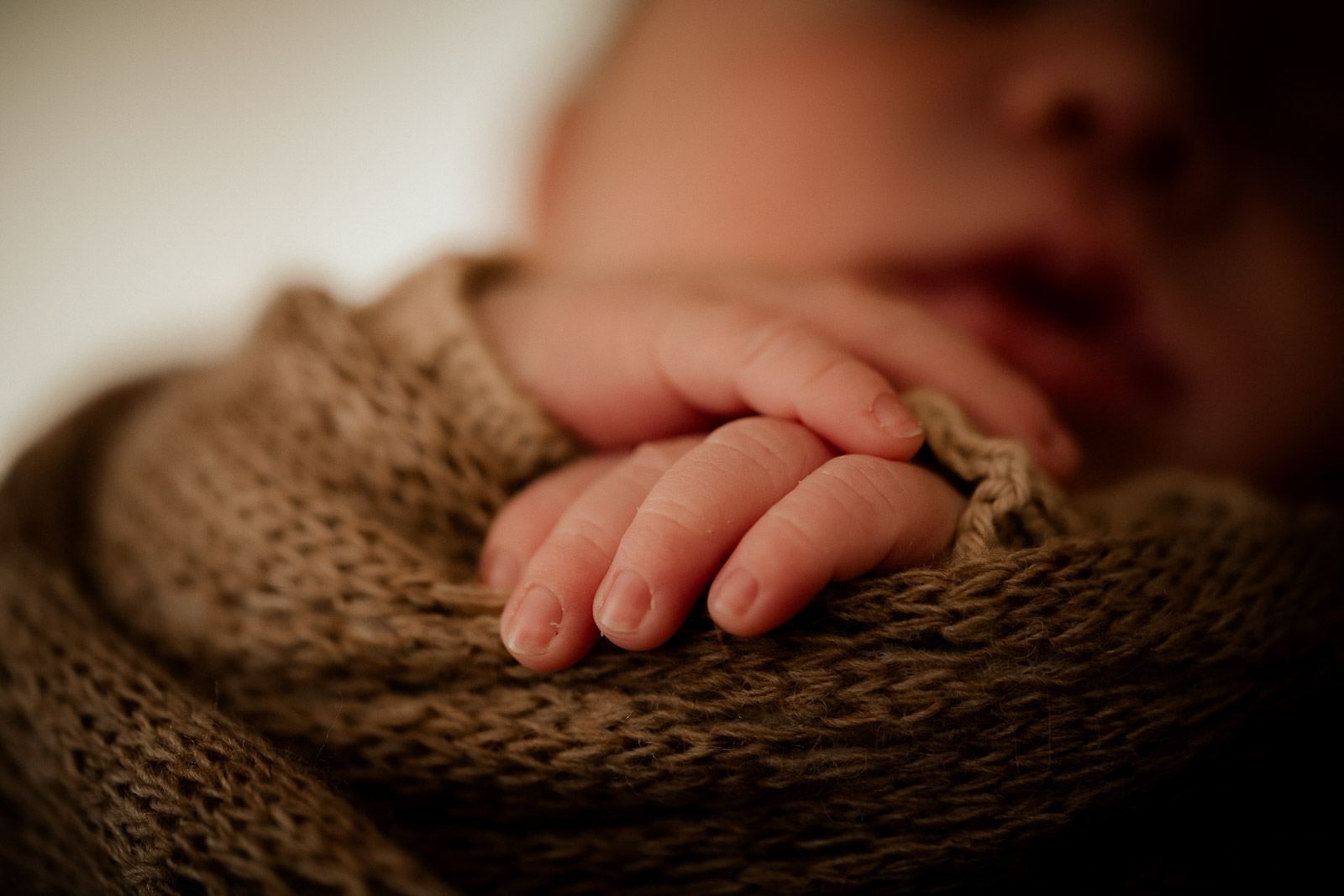 Newbornfotos Dresden, Neugeborenenfotos Dresden, Newbornfotografie Dresden, Babyfotograf Dresden, Fotoshooting Dresden, Newbornshooting Dresden, Fotograf Dresden, Babyshooting Drseden