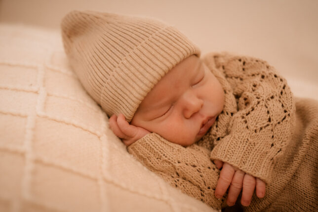 Newbornfotos Dresden, Neugeborenenfotos Dresden, Newbornfotografie Dresden, Babyfotograf Dresden, Fotoshooting Dresden, Newbornshooting Dresden, Fotograf Dresden, Babyshooting Drseden