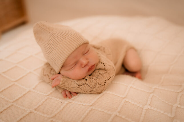 Newbornfotos Dresden, Neugeborenenfotos Dresden, Newbornfotografie Dresden, Babyfotograf Dresden, Fotoshooting Dresden, Newbornshooting Dresden, Fotograf Dresden, Babyshooting Drseden