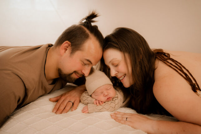 Newbornfotos Dresden, Neugeborenenfotos Dresden, Newbornfotografie Dresden, Babyfotograf Dresden, Fotoshooting Dresden, Newbornshooting Dresden, Fotograf Dresden, Babyshooting Drseden